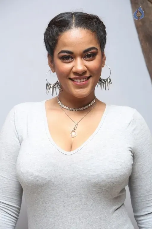 Mumaith Khan